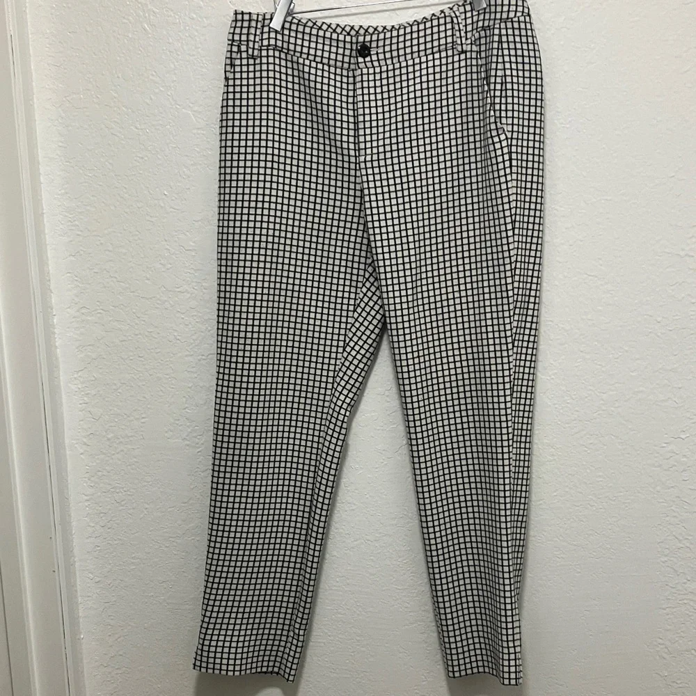 CAbi Black and White Patterned Garment - Picture 1 of 8